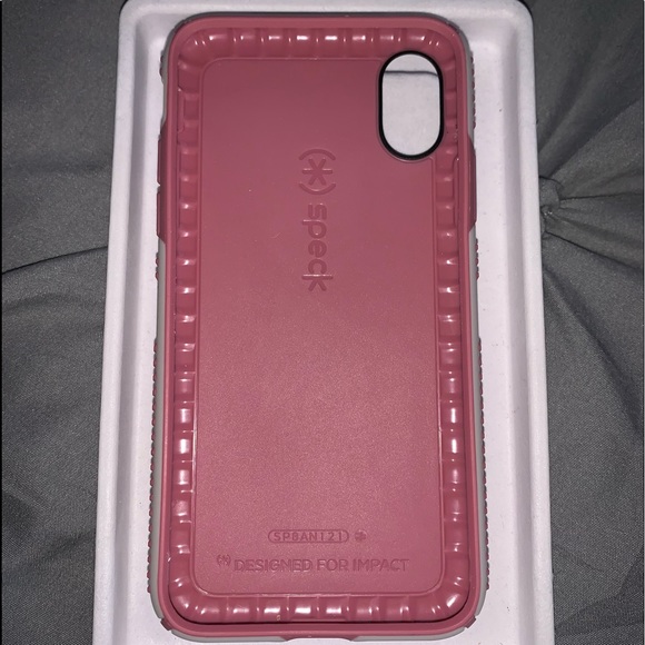 NWOT iPhone Xs/X Speck Case - Picture 3 of 4